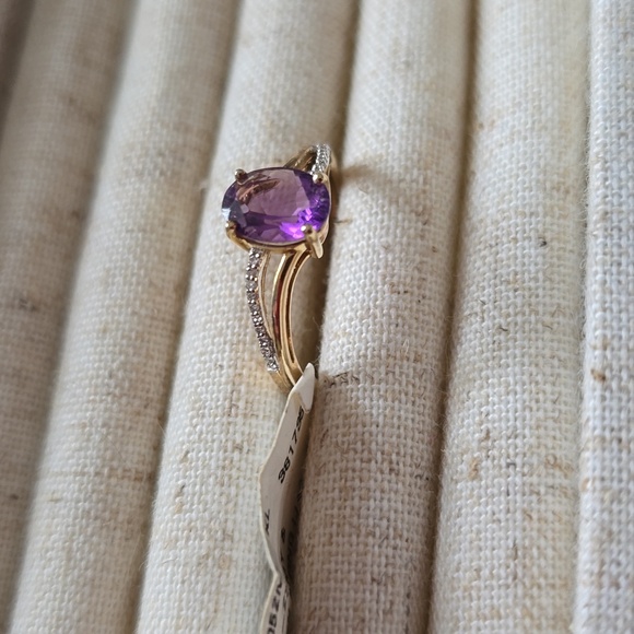 10K GOLD GENUINE AMETHYST & 1/20CTTW DIAMOND RING SIZE 7 - Picture 3 of 16